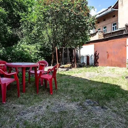 Green Garden !Svitlo Postiyno! Lviv Exterior photo